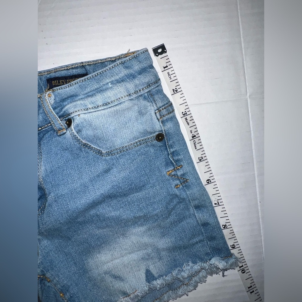 Lucky Brand “Riley Short” - Picture 7 of 11